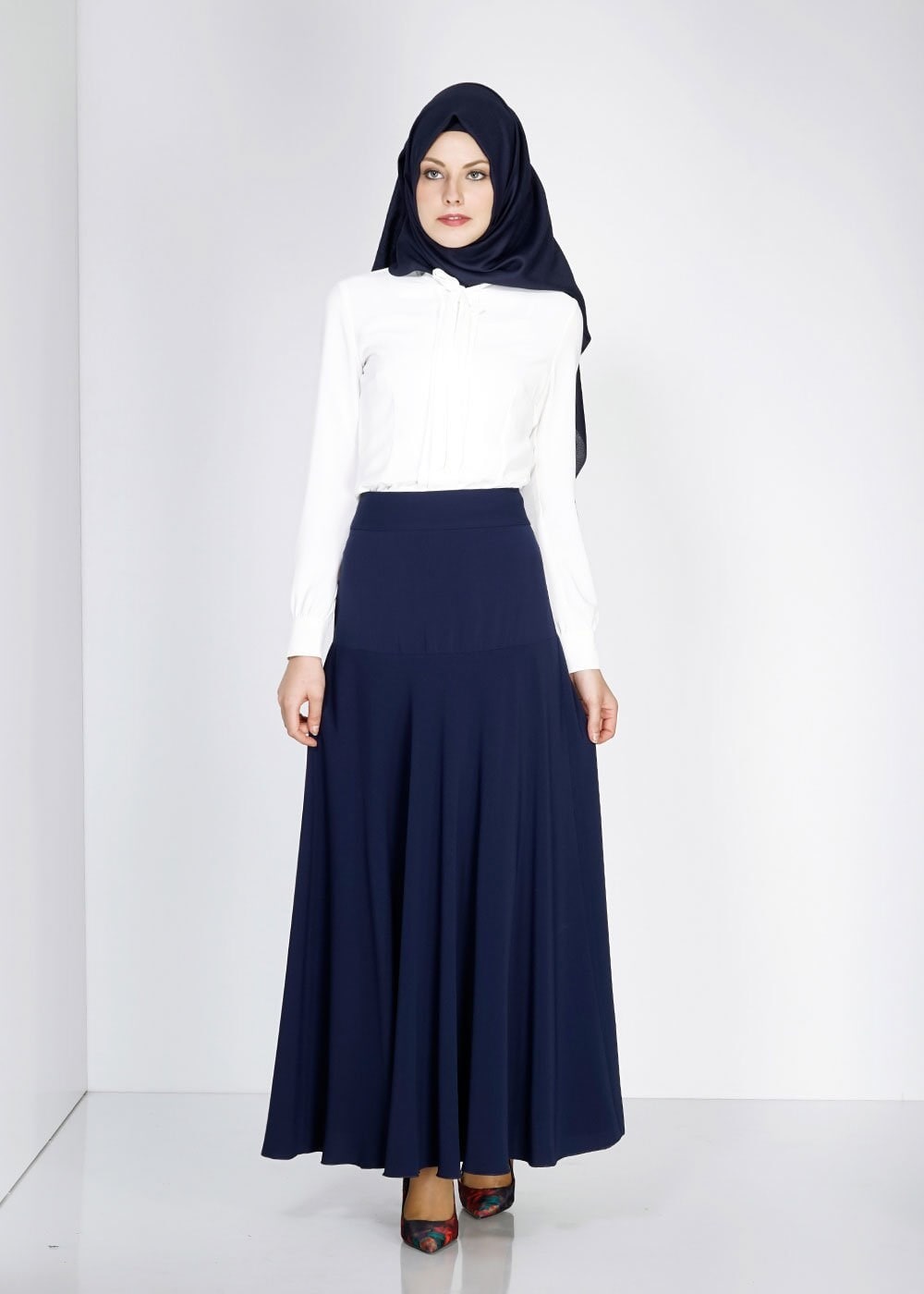 Tesettür giyim LACİVERT GENİŞ KESİM ETEK 6687