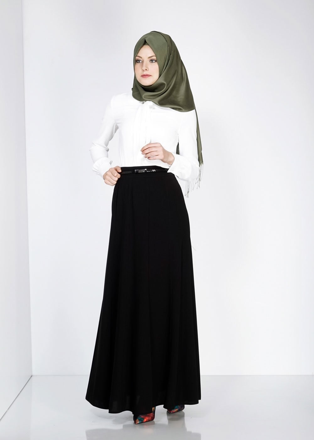 Tesettür giyim SİYAH VOLANLI ETEK 6696