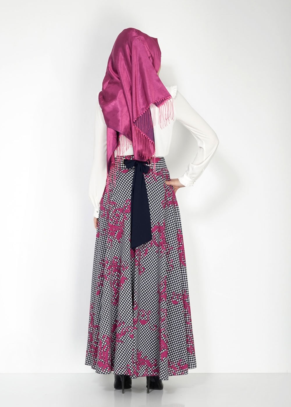 Tesettür giyim FUŞYA DESENLİ ARKASI BAĞLAMA DETAYLI KREP ETEK 6700