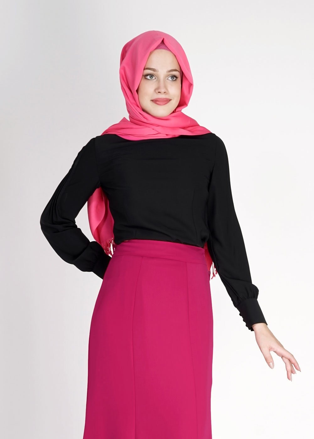 Tesettür giyim MOR ETEK UCU İŞLEME DETAYLI ETEK 6702