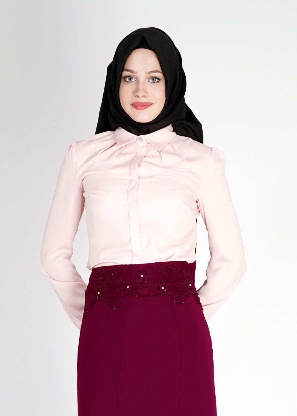 Tesettür giyim BORDO NAKIŞ İŞLEMELİ TAŞ DETAYLI ETEK 6707