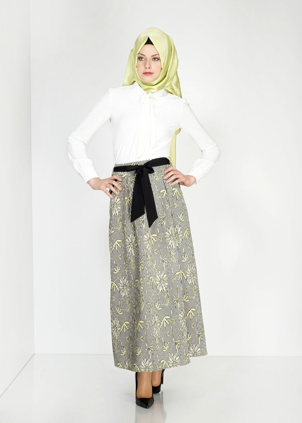 Tesettür giyim YEŞİL ÇİÇEK DESENLİ ÇİZGİLİ ETEK 6711