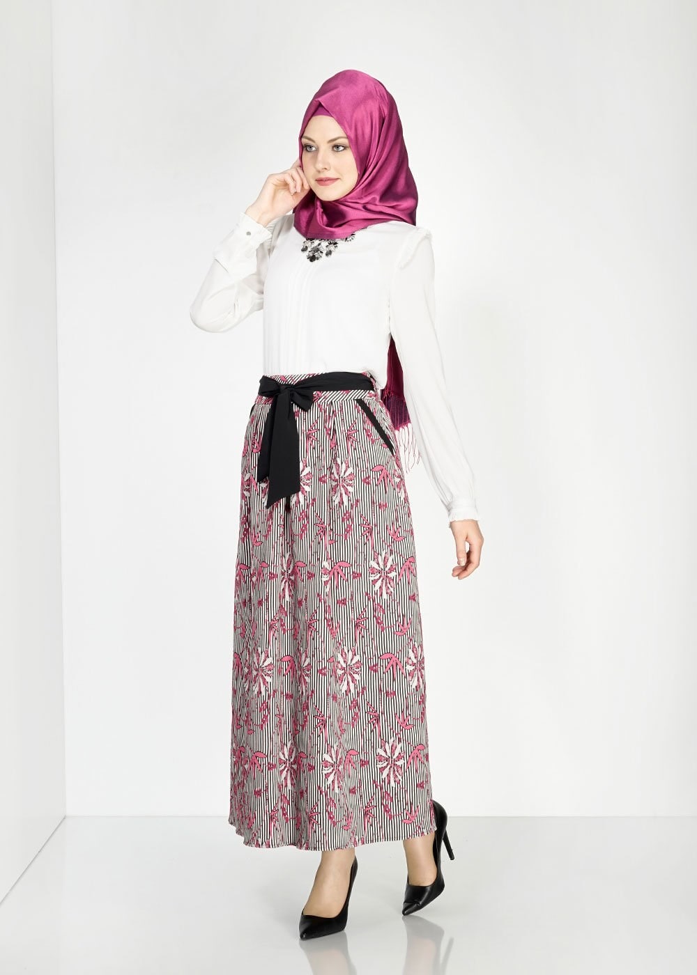 Tesettür giyim FUŞYA ÇİÇEK DESENLİ ÇİZGİLİ ETEK 6711