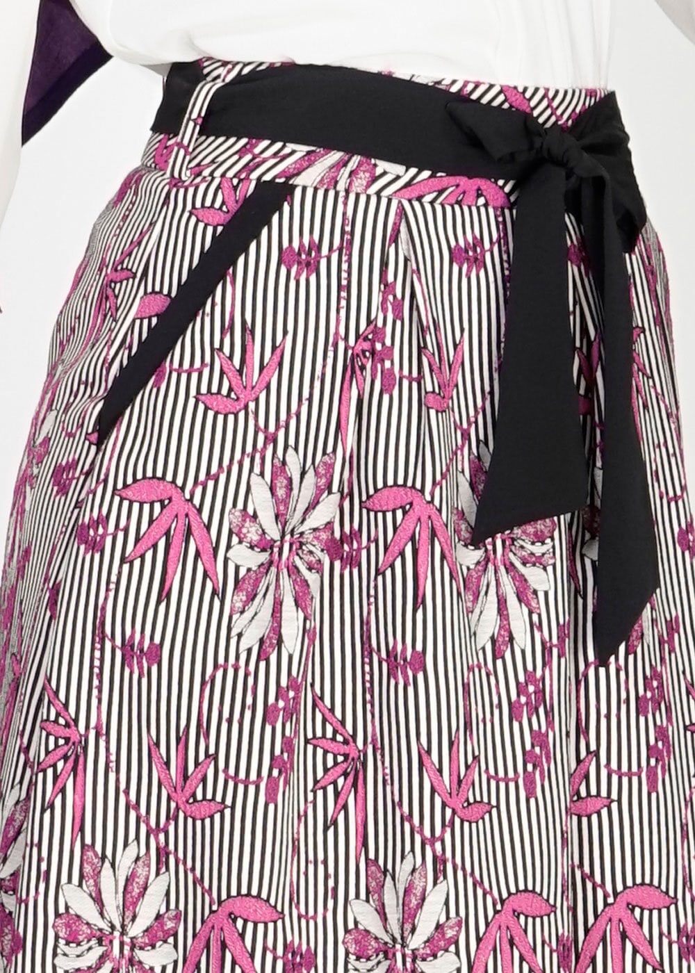 Tesettür giyim FUŞYA ÇİÇEK DESENLİ ÇİZGİLİ ETEK 6711