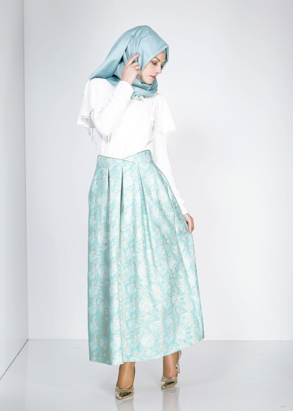 Tesettür giyim MAVİ PİLELİ JAKAR ETEK 6720