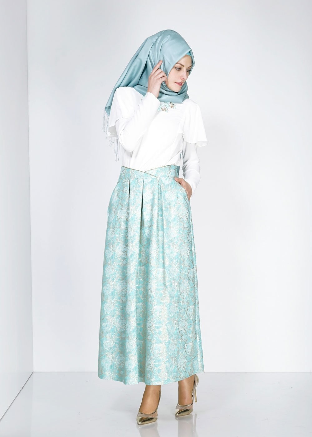 Tesettür giyim MAVİ PİLELİ JAKAR ETEK 6720
