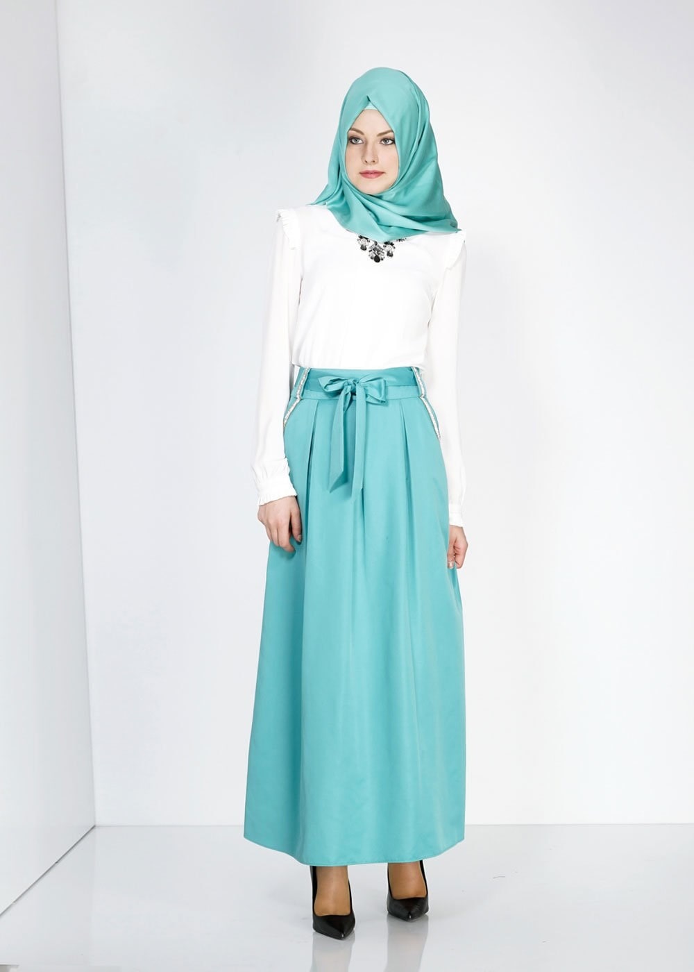 Tesettür giyim MAVİ TAŞ DETAYLI KUŞAKLI ETEK 6723 