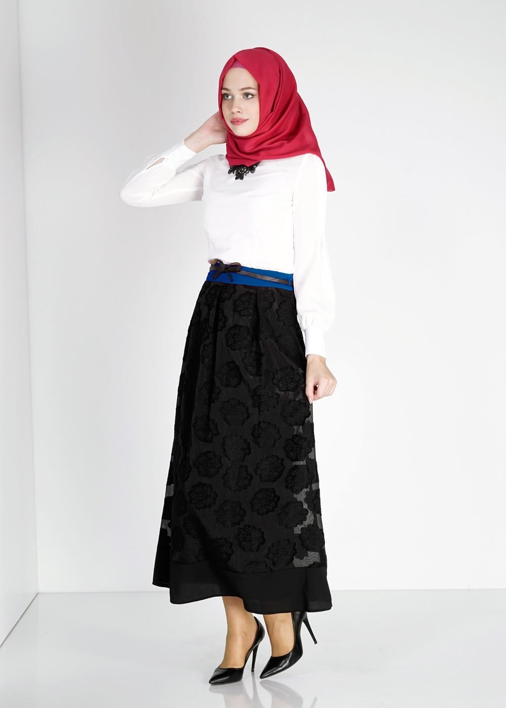 Tesettür giyim SİYAH PİLELİ JAKAR ETEK 6726