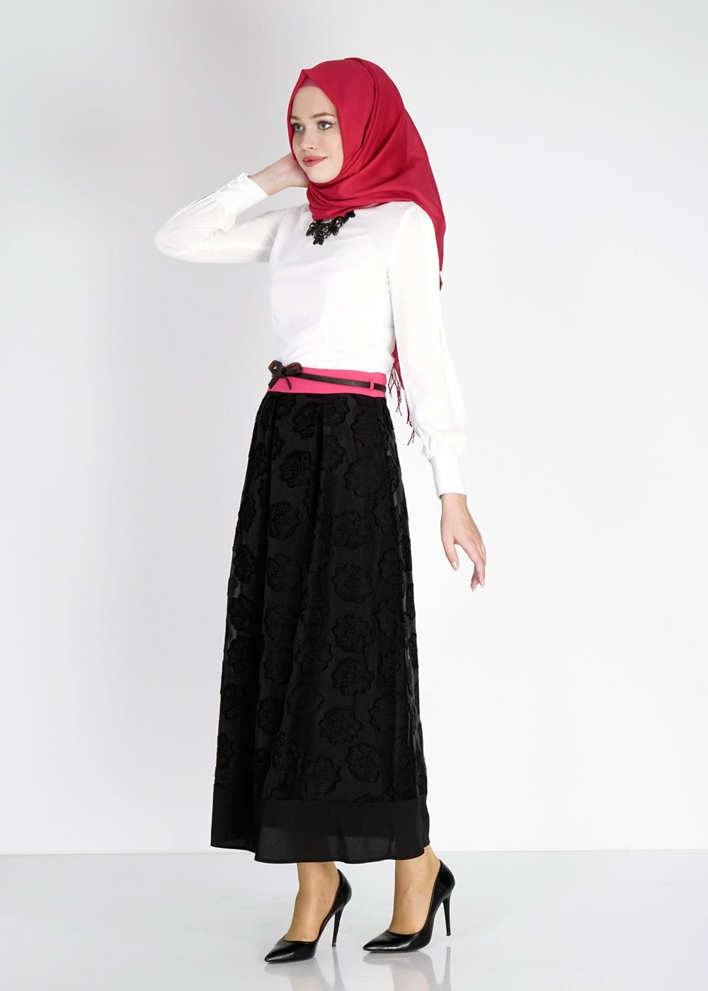 Tesettür giyim SİYAH PİLELİ JAKAR ETEK 6726