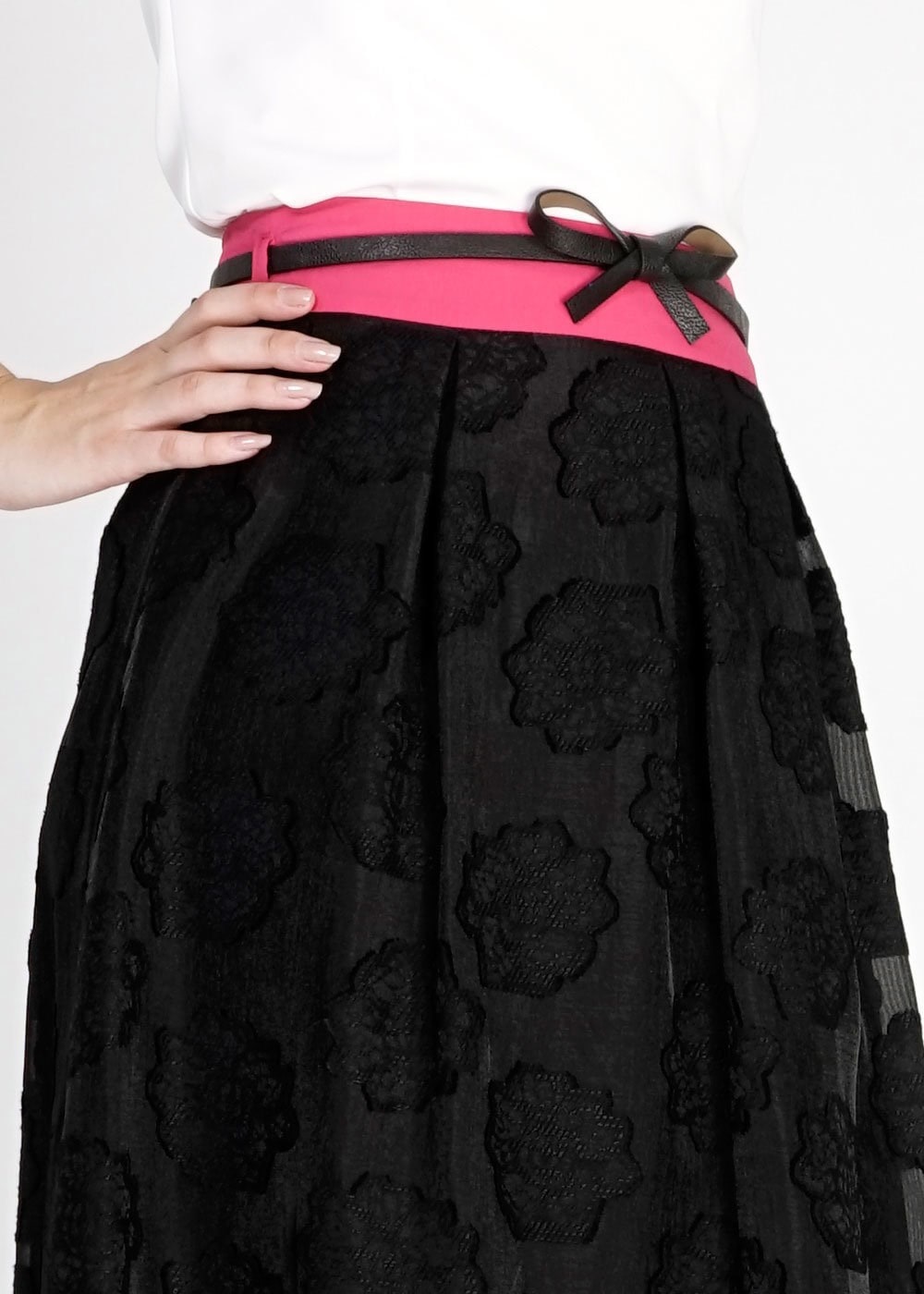 Tesettür giyim SİYAH PİLELİ JAKAR ETEK 6726