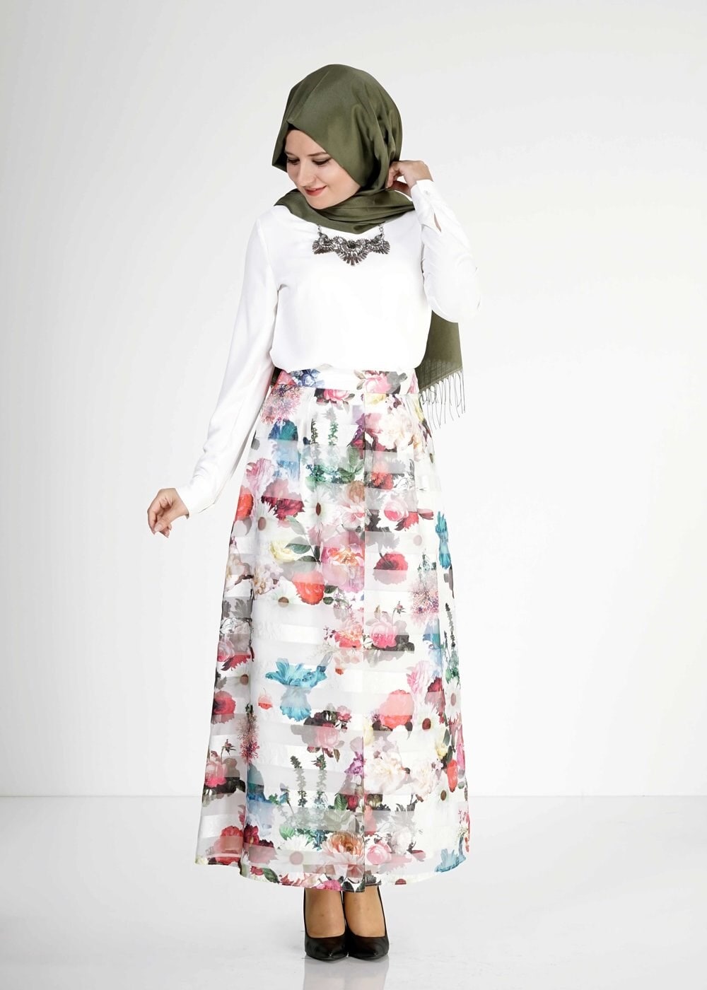 Tesettür giyim BEYAZ 6733 Ecrin Tesettür Etek