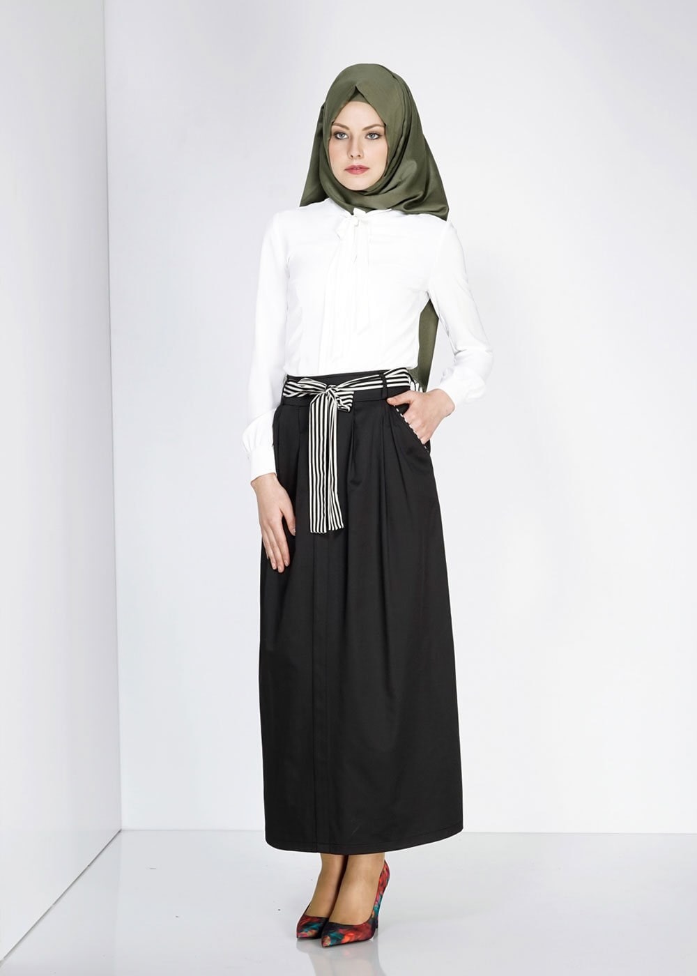 Tesettür giyim SİYAH 6737 Loran Tesettür Etek