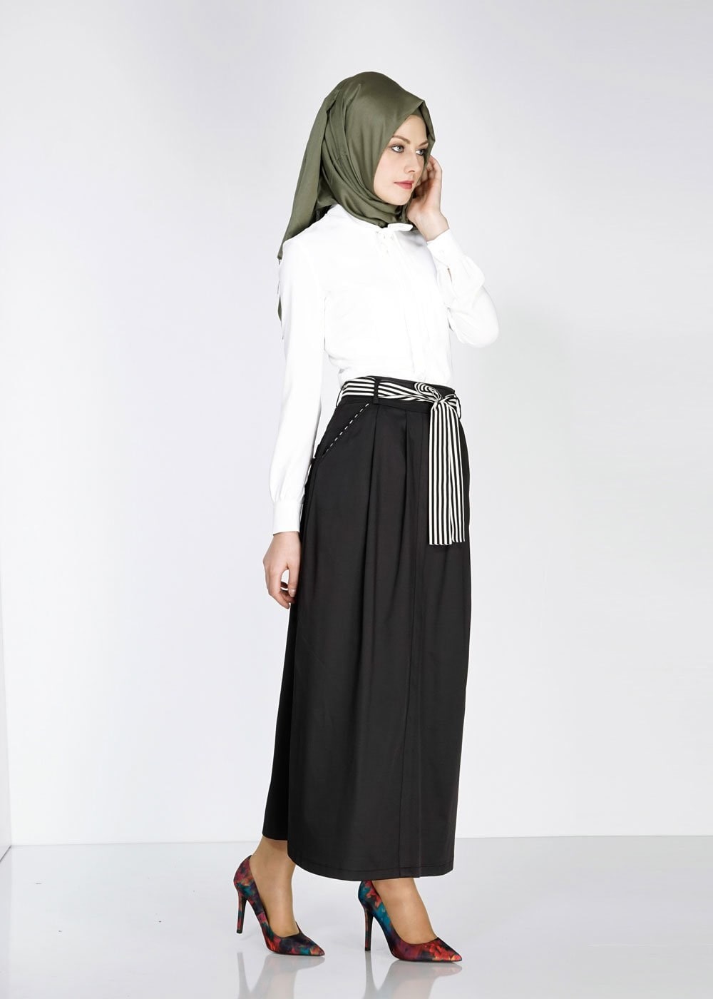 Tesettür giyim SİYAH 6737 Loran Tesettür Etek