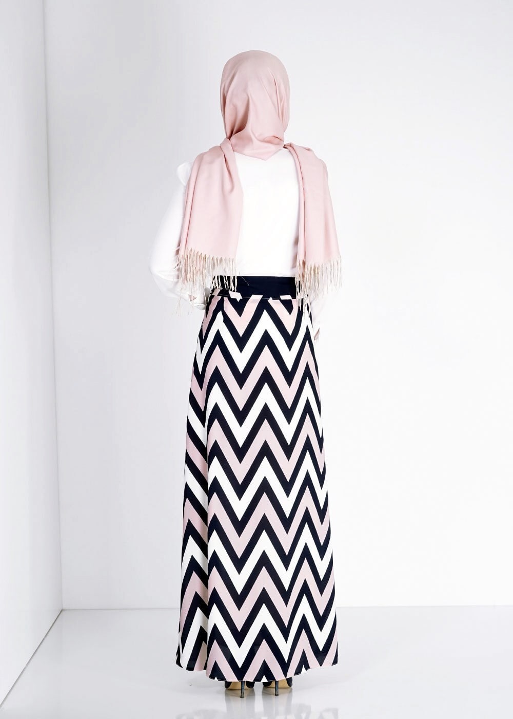 Tesettür giyim PUDRA ZİKZAK DESENLİ DÜZ KESİM ETEK 6746