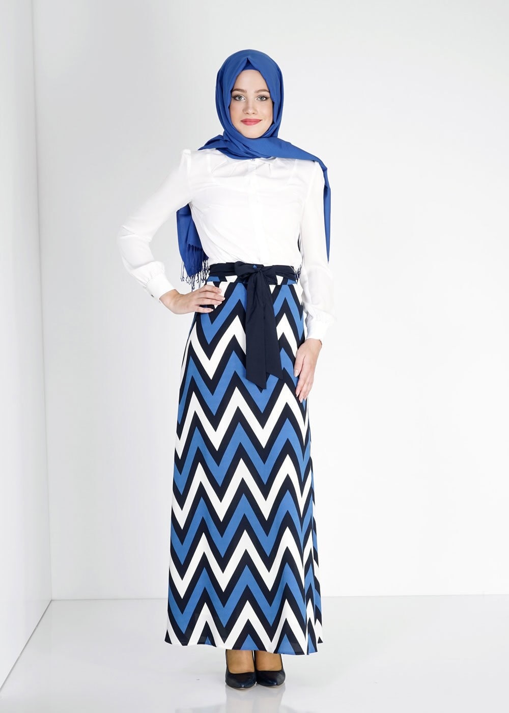 Tesettür giyim LACİVERT ZİKZAK DESENLİ DÜZ KESİM ETEK 6746
