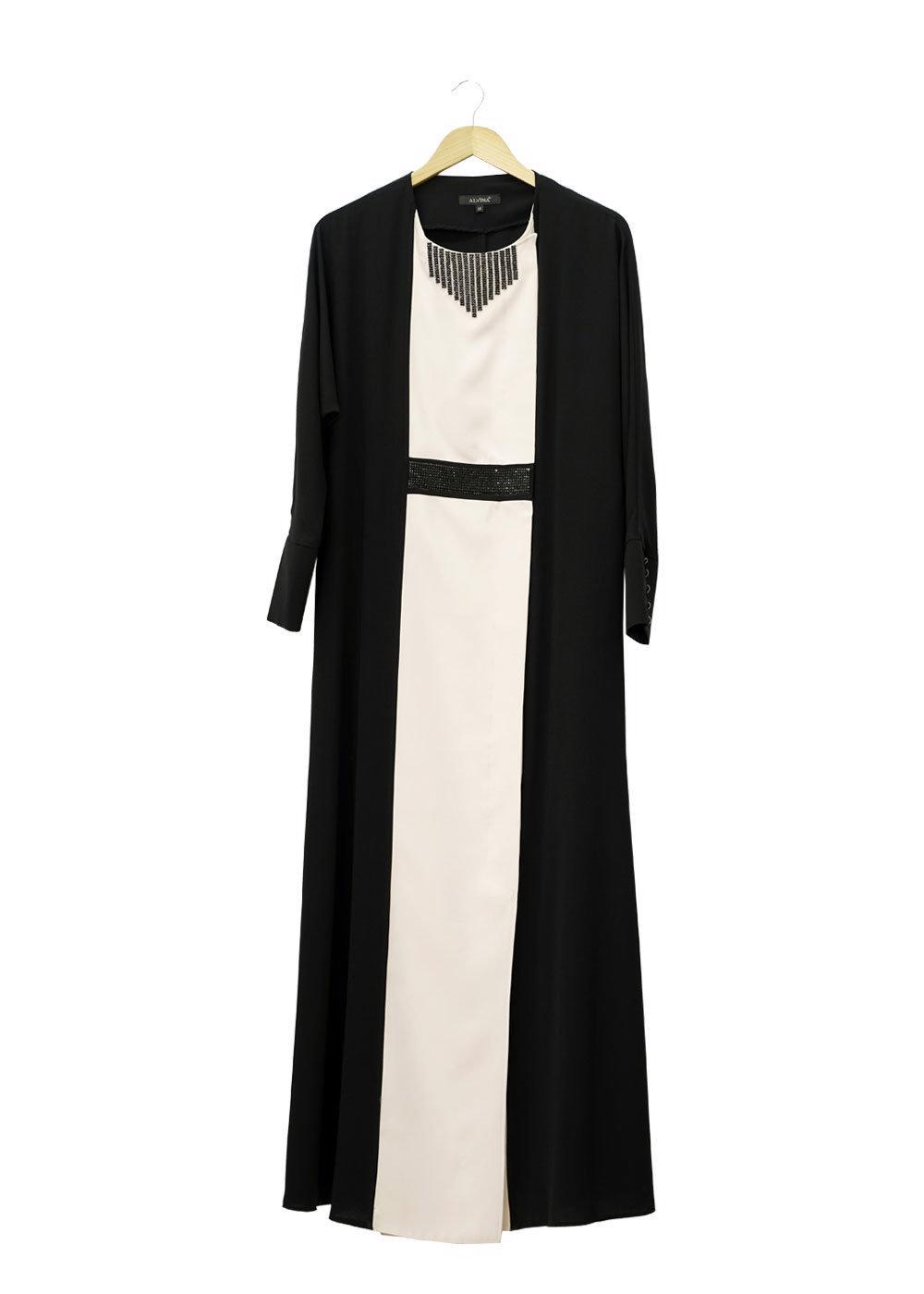 Tesettür giyim SİYAH YAKASI VE BELİ TAŞ İŞLEMELİ FERACE 8112