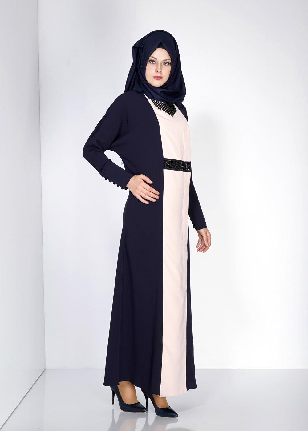 Tesettür giyim LACİVERT YAKASI VE BELİ TAŞ İŞLEMELİ FERACE 8112