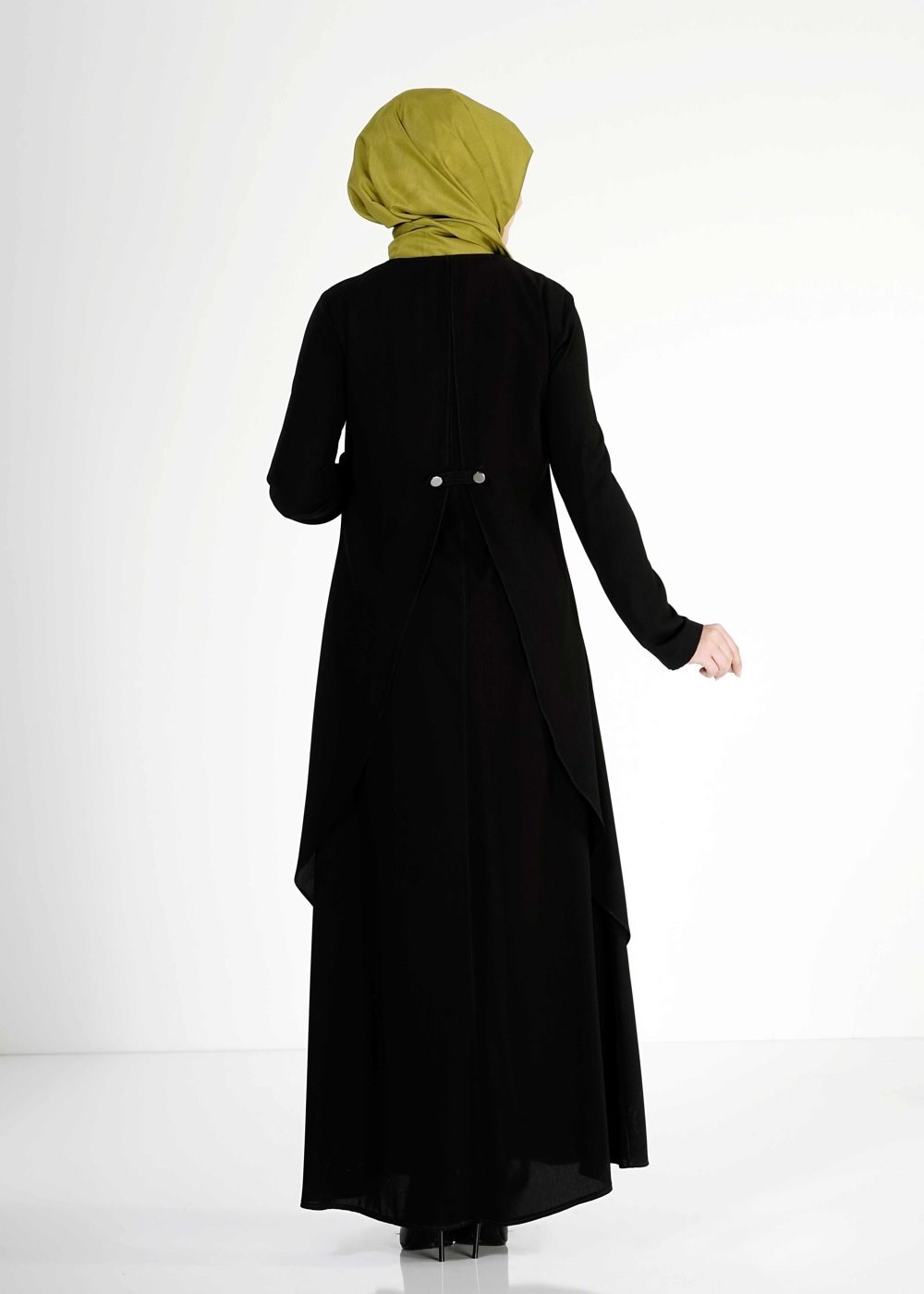 Tesettür giyim SİYAH DÜĞME DETAYLI ŞERİTLİ FERACE 8163