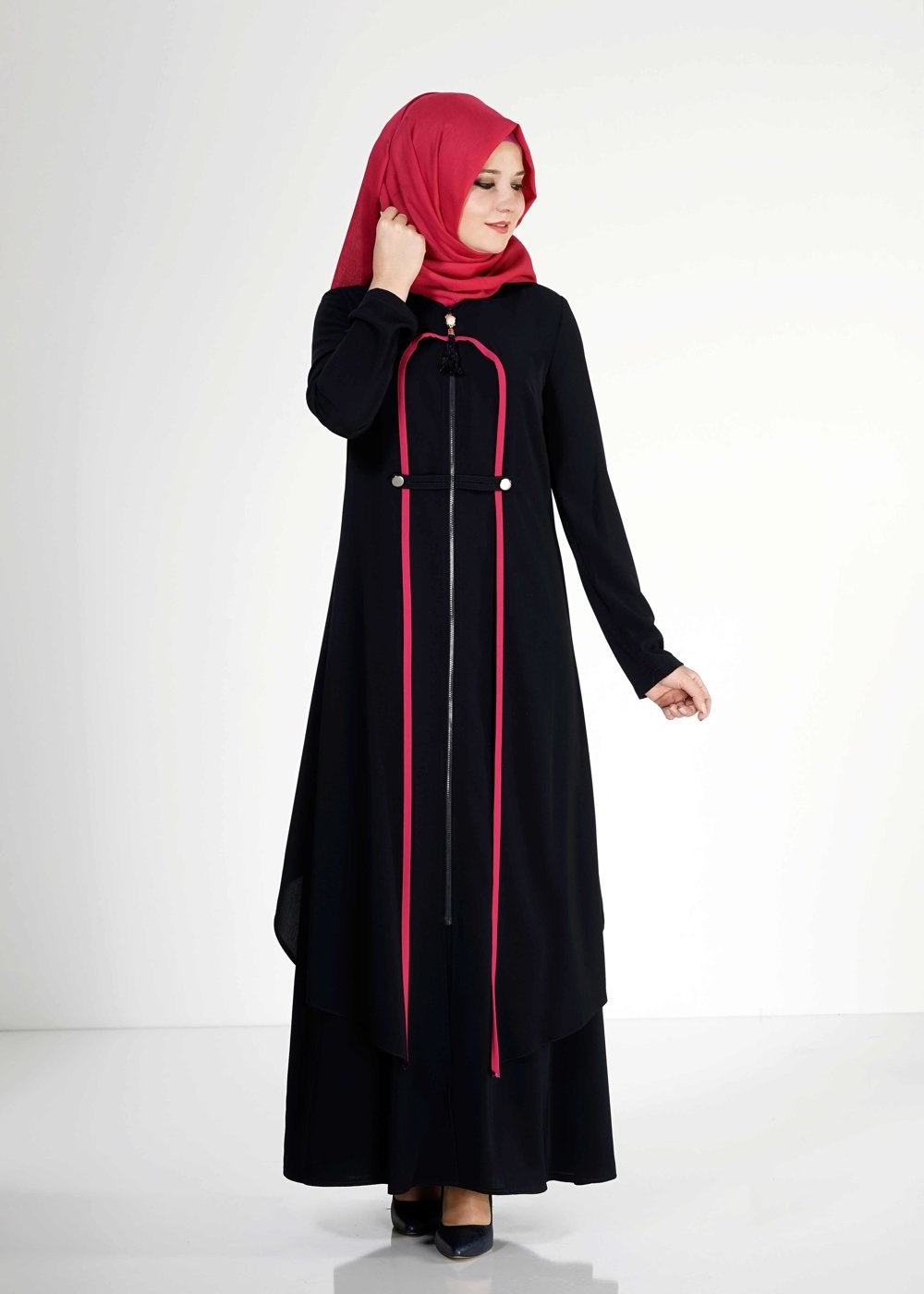 Tesettür giyim LACİVERT DÜĞME DETAYLI ŞERİTLİ FERACE 8163