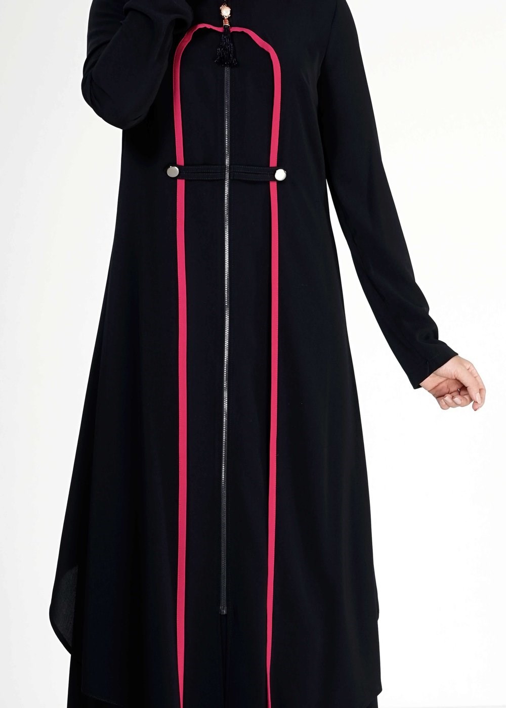 Tesettür giyim LACİVERT DÜĞME DETAYLI ŞERİTLİ FERACE 8163