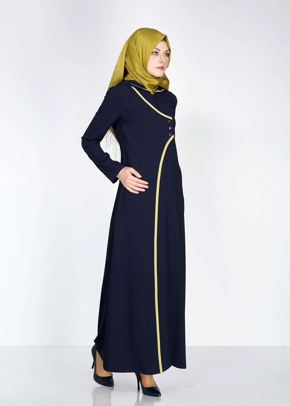Tesettür giyim LACİVERT KAPÜŞONLU DÜĞMELİ ŞERİT DETAYLI FERACE 8166