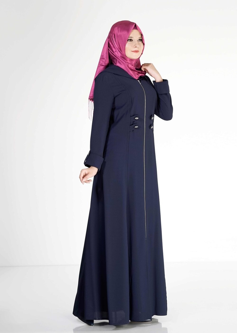 Tesettür giyim LACİVERT KAPÜŞONLU DÜĞME DETAYLI FERACE 8167