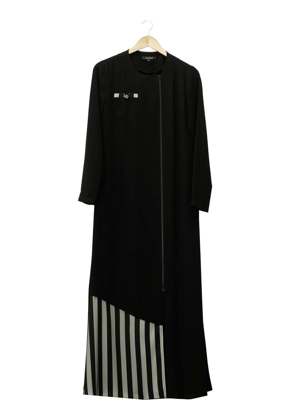 Tesettür giyim SİYAH ÇİZGİ DETAYLI FERMUARLI FERACE 8168