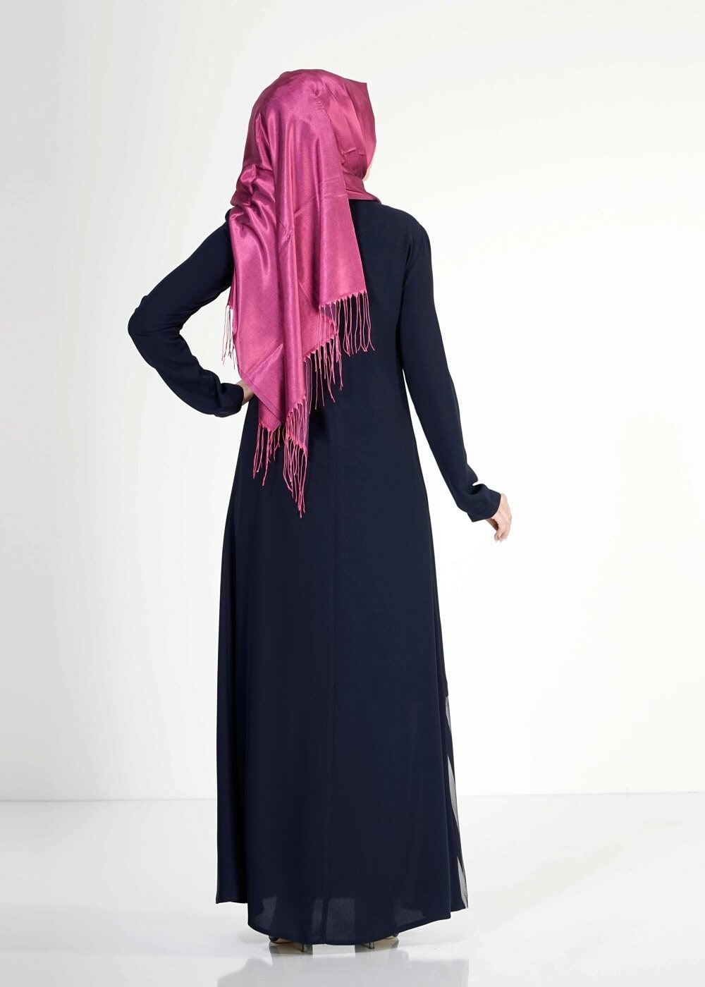 Tesettür giyim LACİVERT ÇİZGİ DETAYLI FERMUARLI FERACE 8168