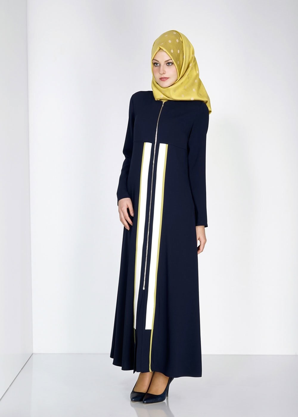 Tesettür giyim LACİVERT FERMUARLI ÇİZGİ DETAYLI FERACE 8170