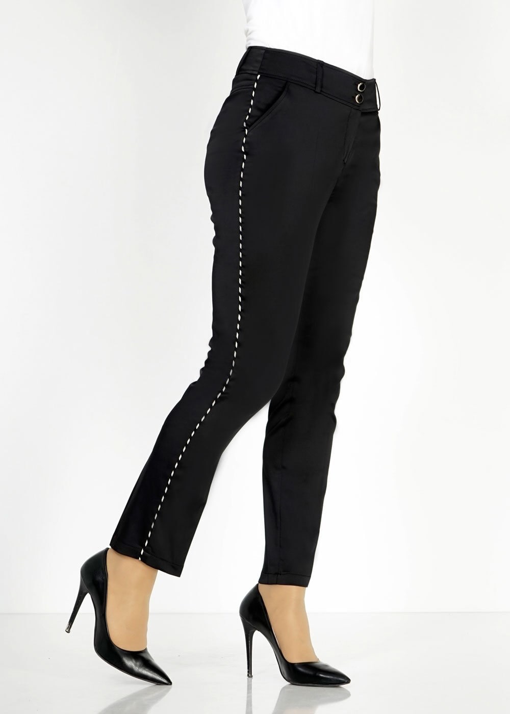 Tesettür giyim SİYAH YANLARI ŞERİTLİ DAR PAÇA PANTOLON 7867