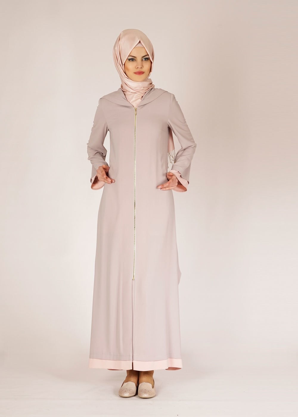 Tesettür giyim EKRU KAPÜŞONLU İSPANYOL KOL PARDESÜ 1438