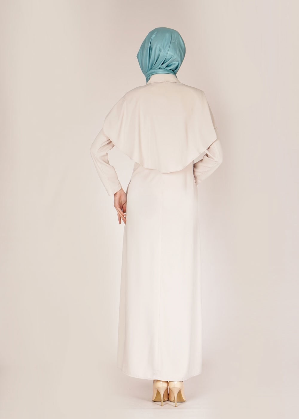 Tesettür giyim BEJ 1443 Feris Tesettür Pardesü