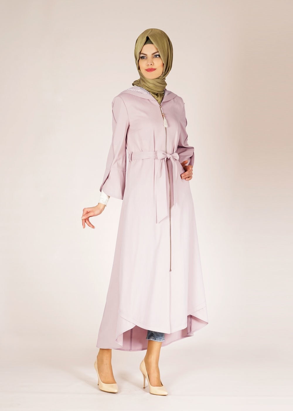 Tesettür giyim EKRU KAPÜŞONU FİLE DETAYLI FERMUARLI PARDESÜ 1455