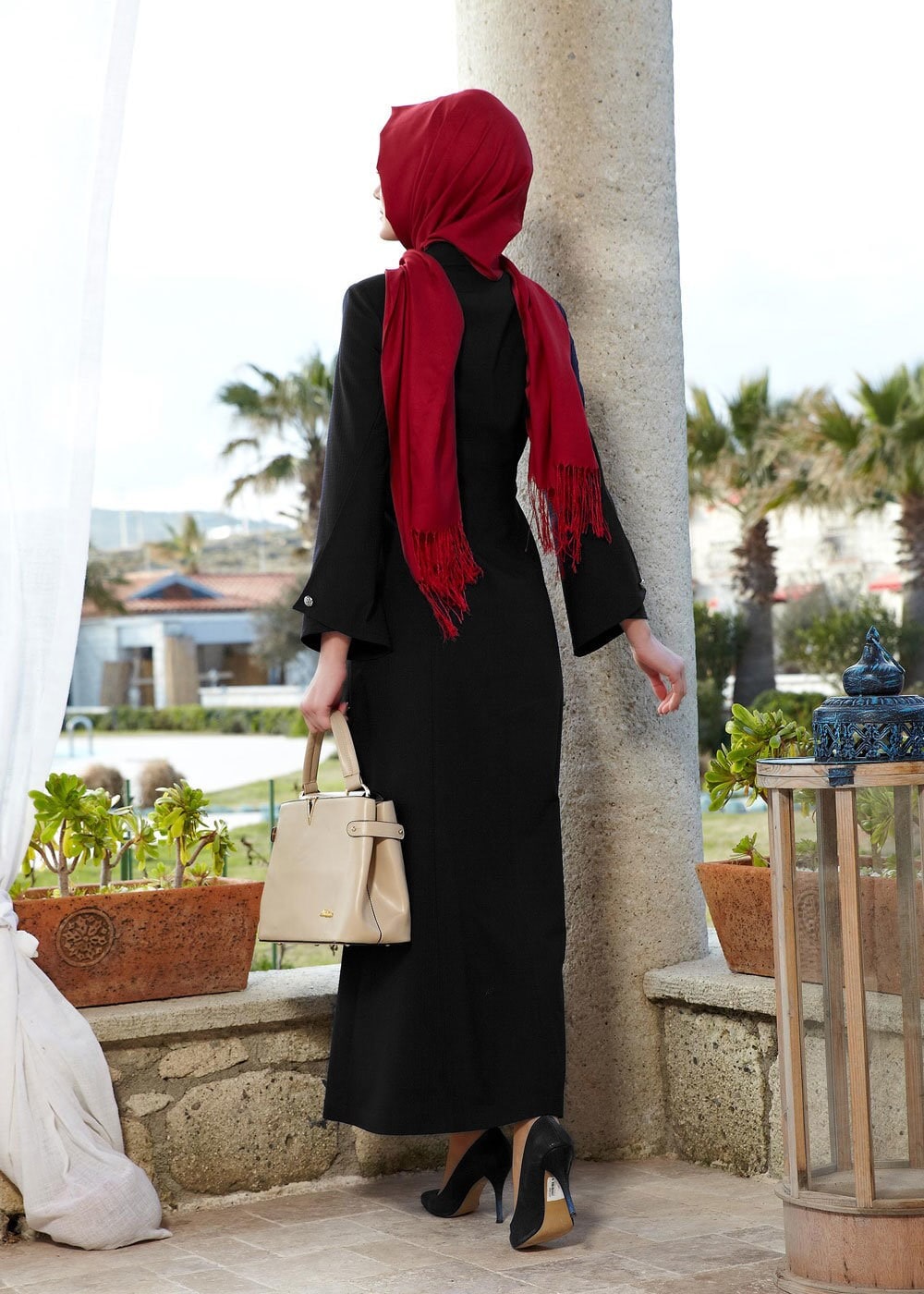 Tesettür giyim SİYAH YANDAN BAĞLAMALI TAŞ DETAYLI PARDESÜ 1463