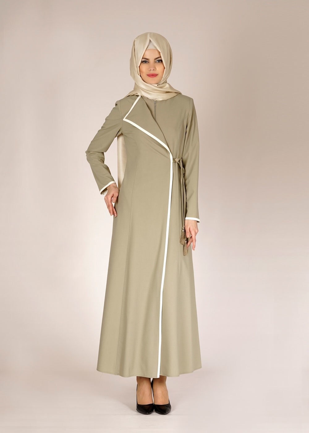 Tesettür giyim HAKİ ŞERİT DETAYLI YANI BAĞLAMALI PARDESÜ 1475