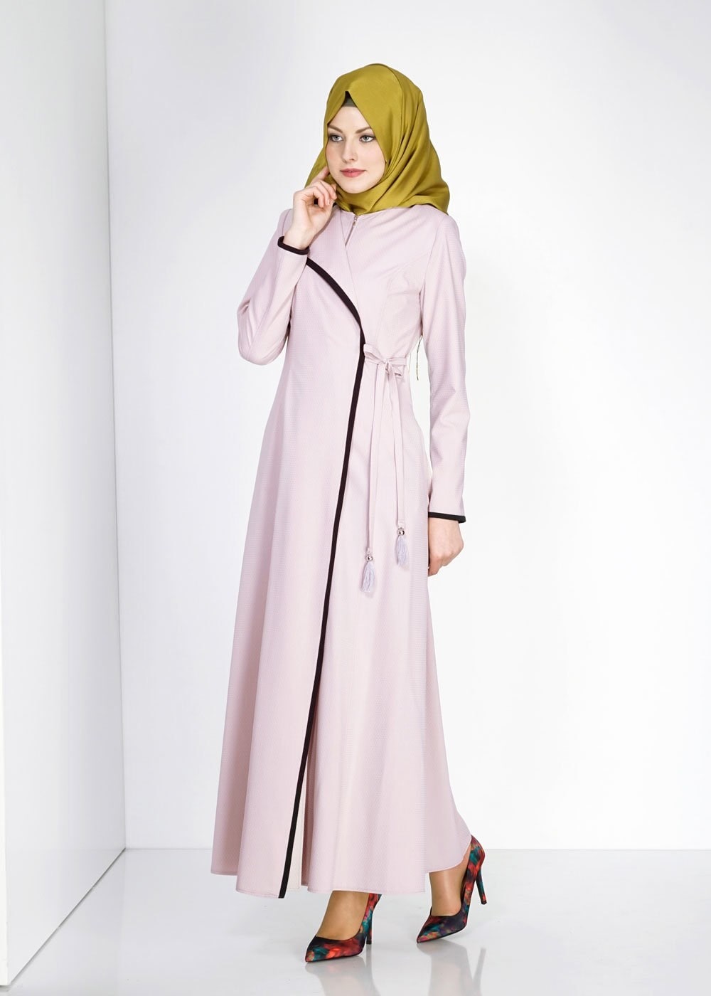 Tesettür giyim PUDRA ŞERİT DETAYLI YANI BAĞLAMALI PARDESÜ 1475