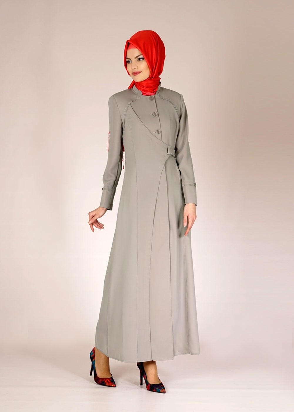 Tesettür giyim BEJ DÜĞMELİ TESETTÜR PARDESÜ 1480