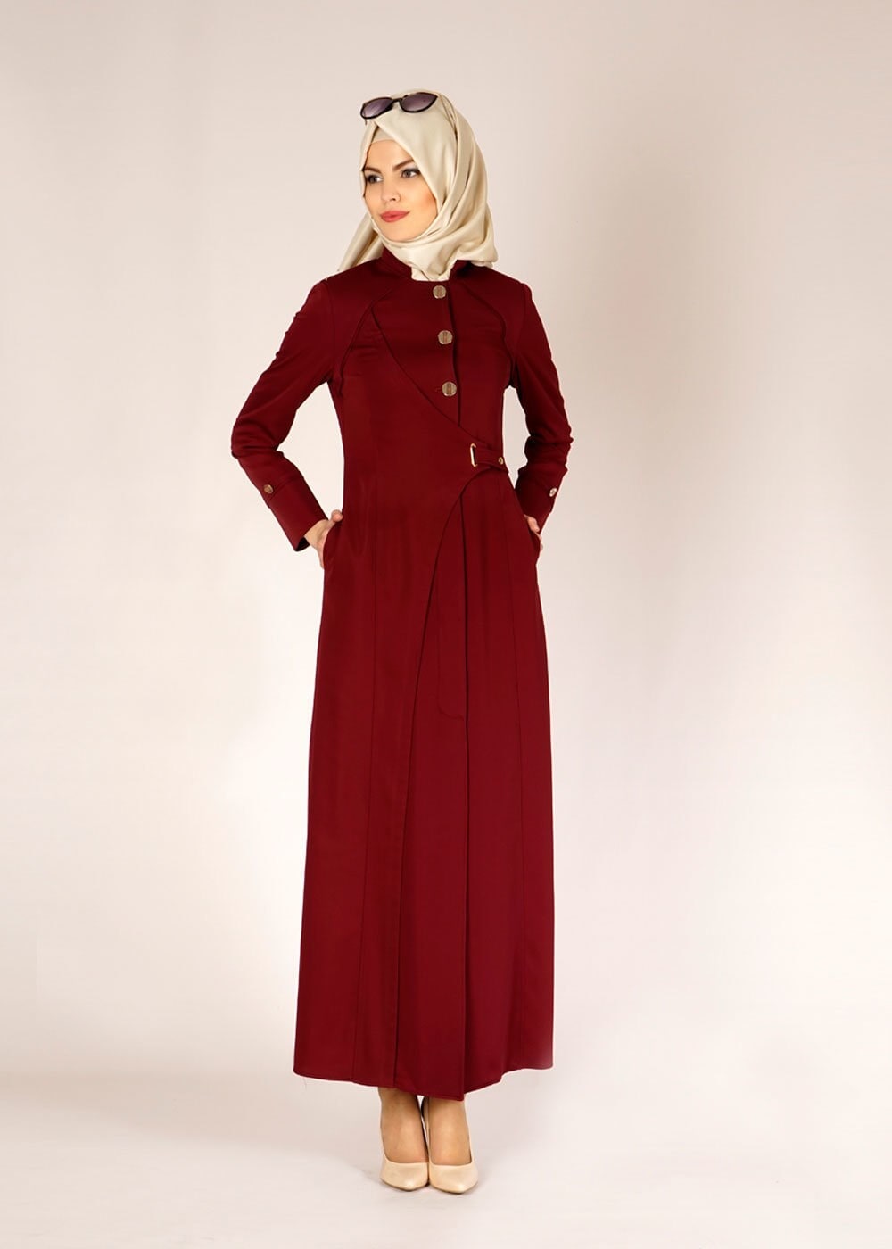 Tesettür giyim BORDO DÜĞMELİ TESETTÜR PARDESÜ 1480