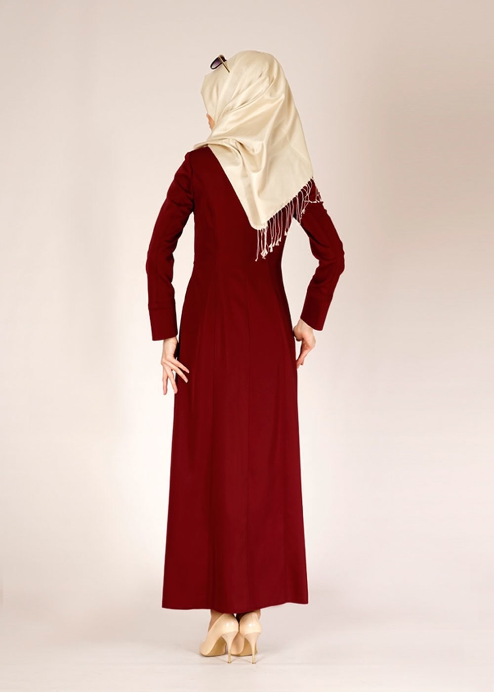 Tesettür giyim BORDO DÜĞMELİ TESETTÜR PARDESÜ 1480