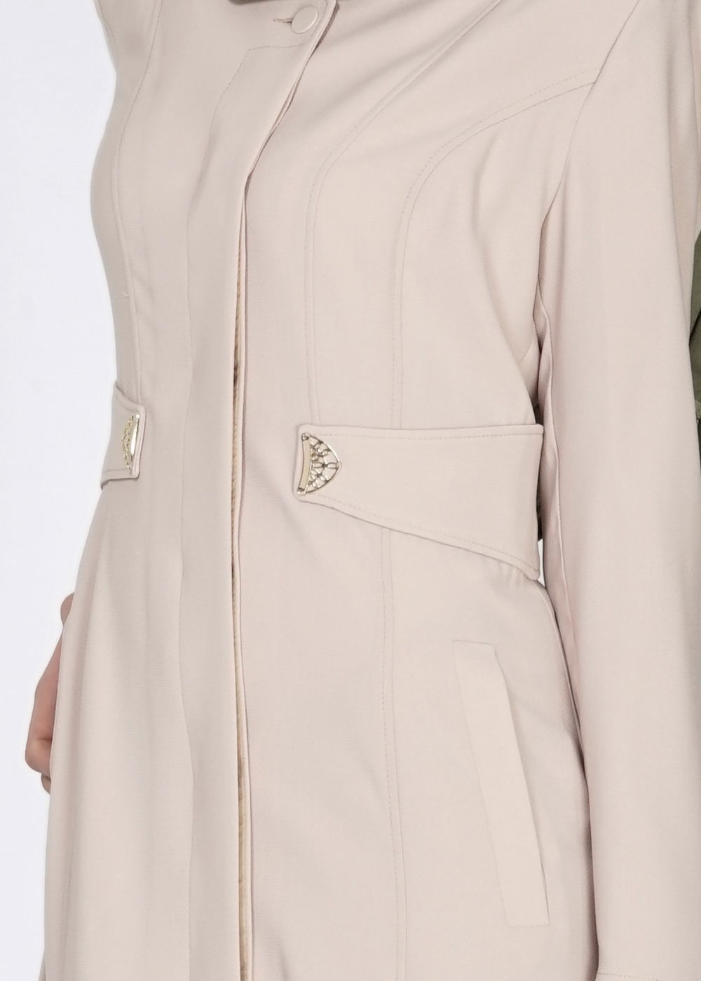 Tesettür giyim BEJ DÜĞME DETAYLI CEPLİ PARDESÜ 1486