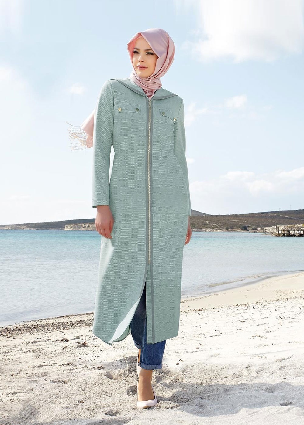 Tesettür giyim YEŞİL KAPÜŞONLU PARDESÜ 1496