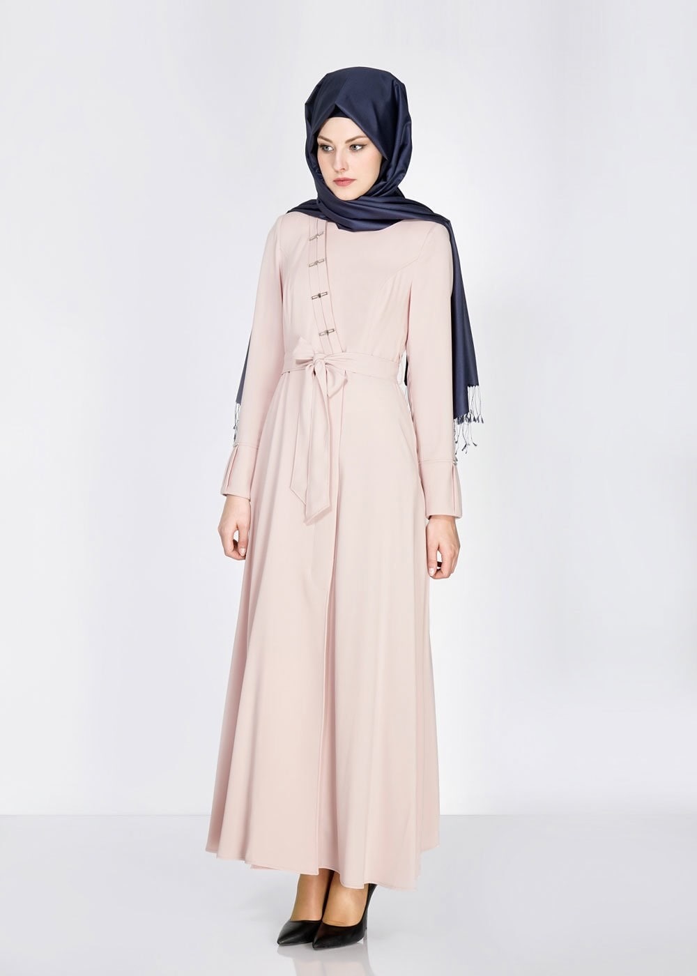 Tesettür giyim PUDRA METAL AKSESUAR DETAYLI PARDESÜ 1499