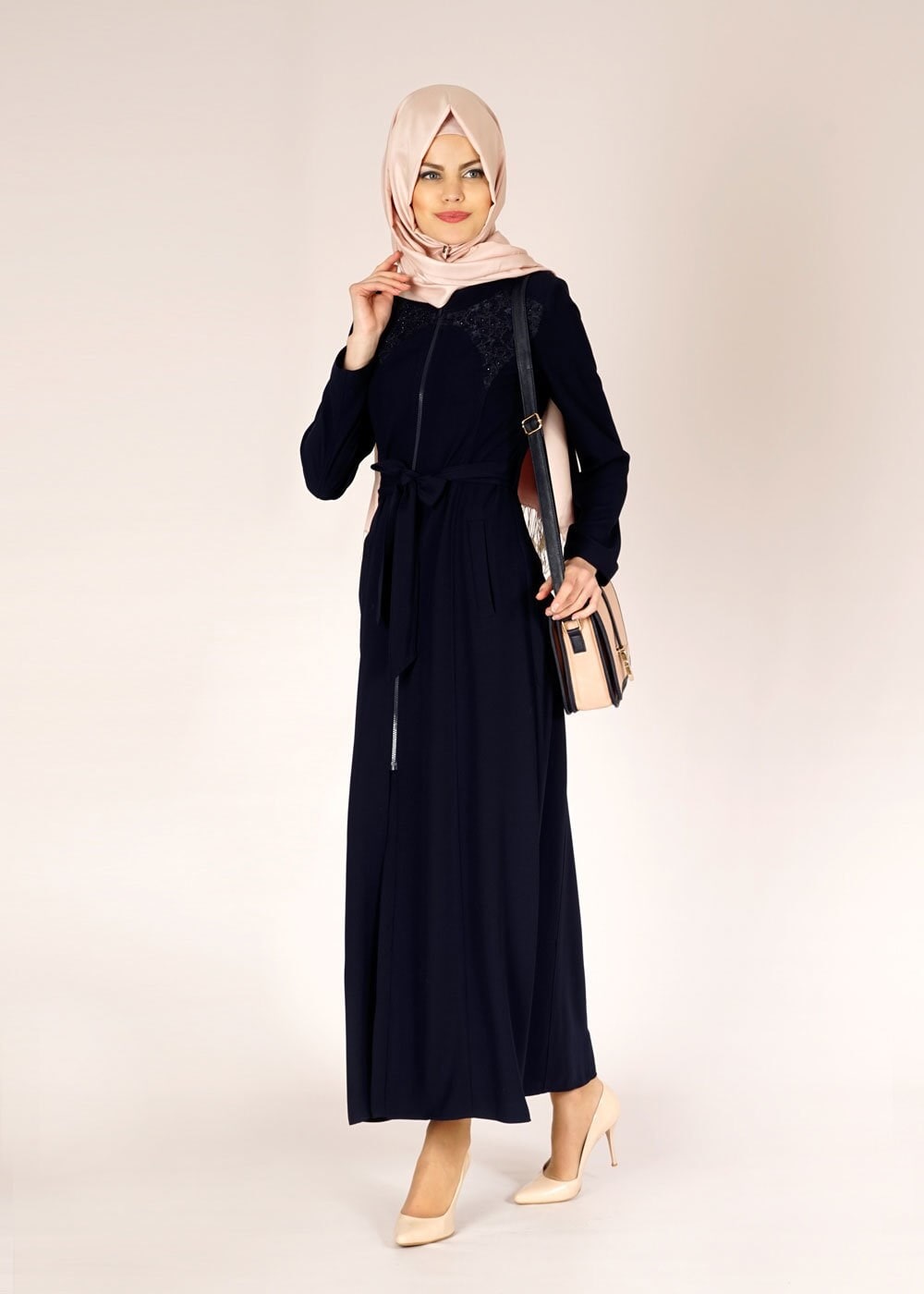 Tesettür giyim LACİVERT 1522 Farah Tesettür Pardesü