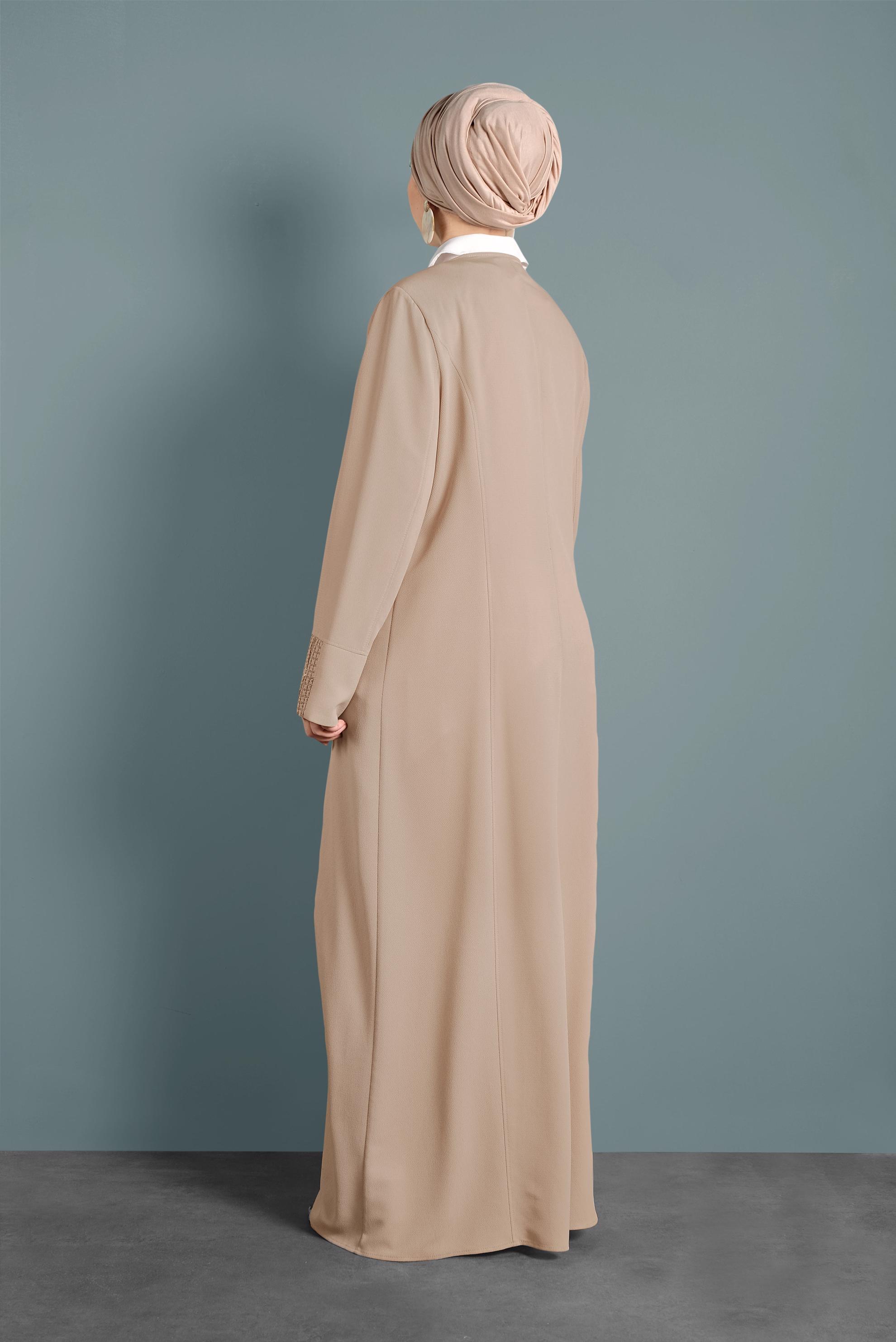 Tesettür giyim BEJ FERMUARLI PARDESÜ 1530