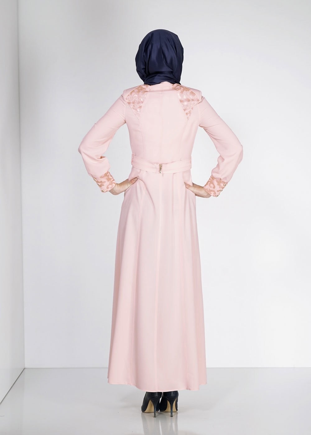 Tesettür giyim PUDRA DESENLİ FERMUAR DETAYLI PARDESÜ 1540