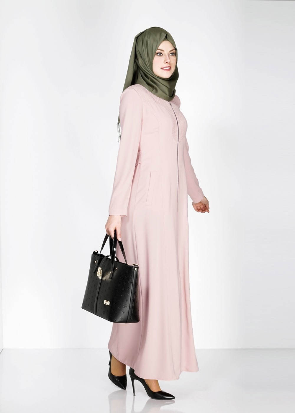 Tesettür giyim PUDRA İŞLEME DETAYLI FERMUARLI PARDESÜ 1541