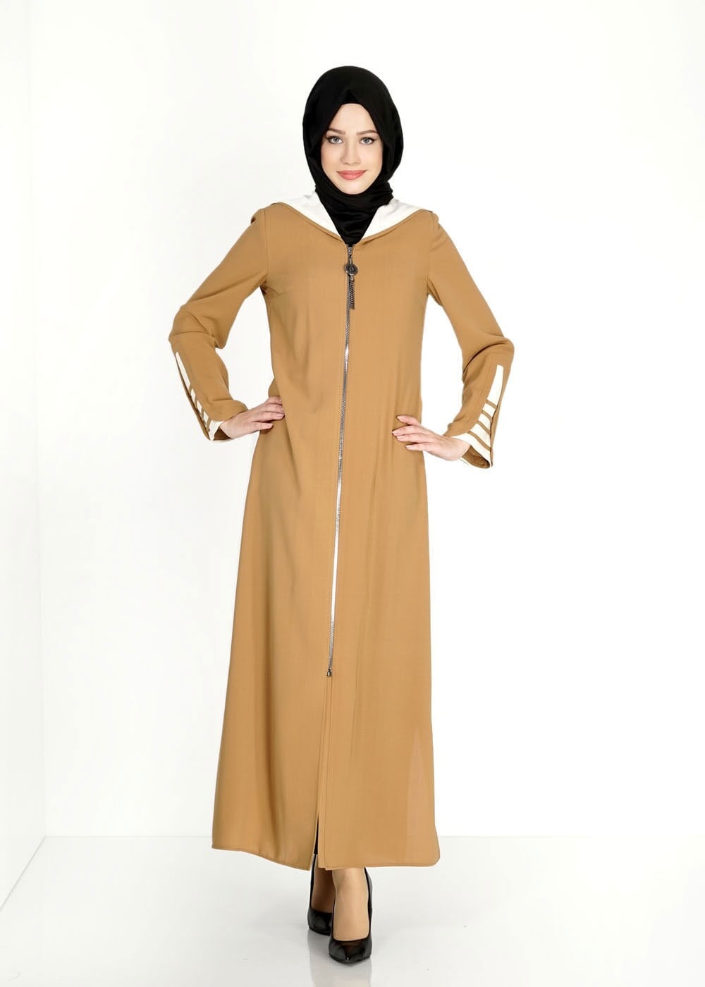 Tesettür giyim KAHVE KAPÜŞONLU ŞERİT DETAYLI PARDESÜ 1578