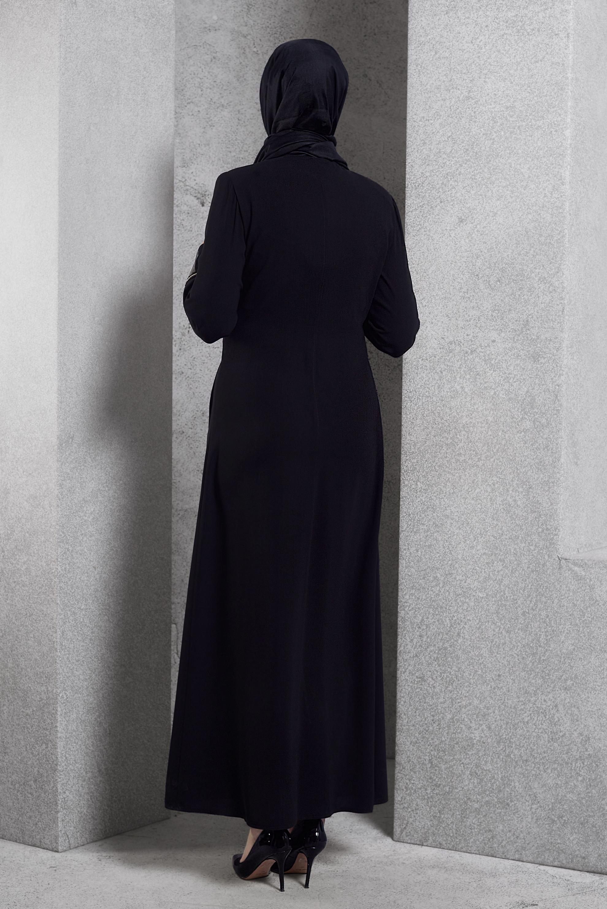 Tesettür giyim SİYAH ÇİZGİLİ PARDESÜ 1584