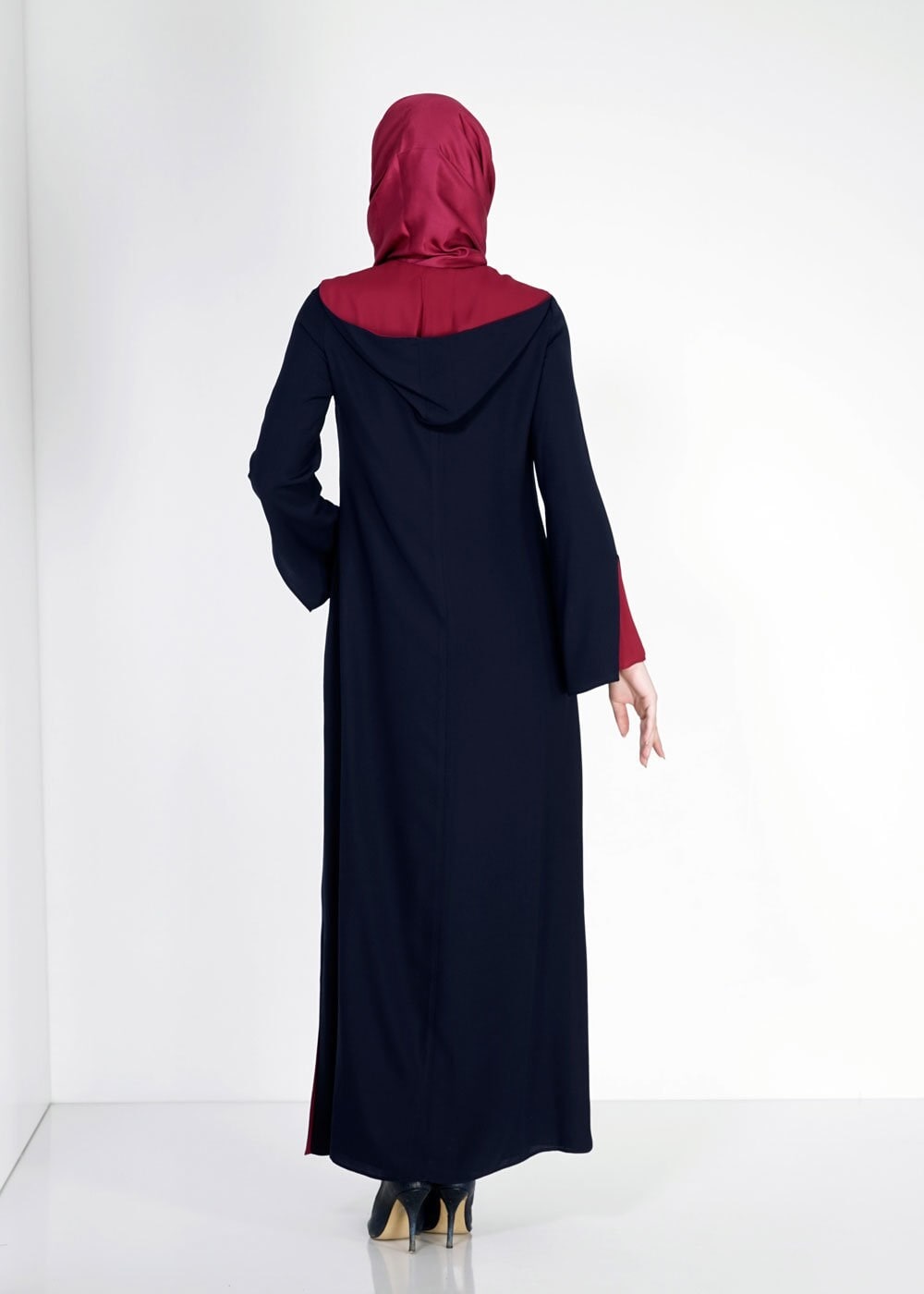 Tesettür giyim LACİVERT KAPÜŞONLU İSPANYOL KOL ÇİFT TARAFLI PARDESÜ 1589