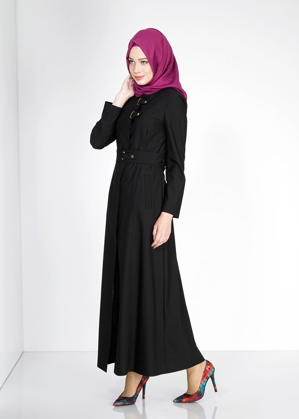 Tesettür giyim SİYAH ZIMBA KEMER DETAYLI PARDESÜ 1508-2